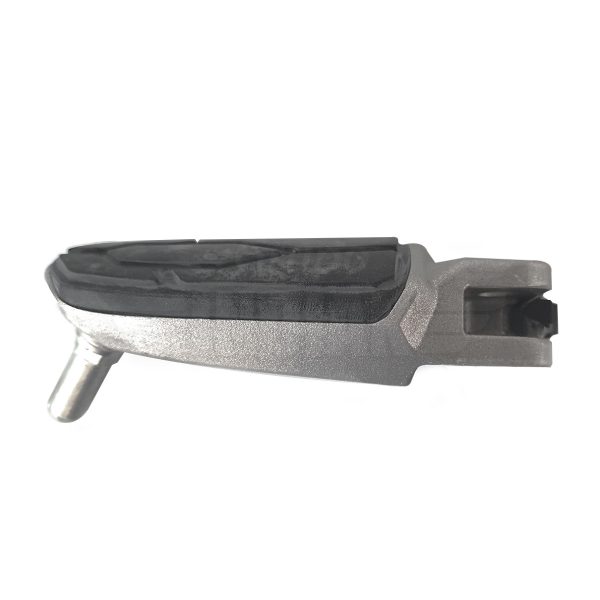 PEDALIN DELANTERO  IZQUIERDO  PULSAR 200 RS MARCA: BAJAJ/AILYN   REF:  DT113028